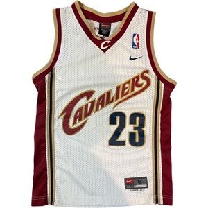 Lebron James Vintage Cleveland Cavaliers Jersey